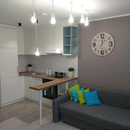 Nikola Βαρσοβία